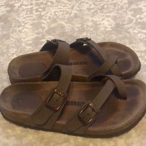 Women’s sandals SOLD! DO NOT PURCHASE